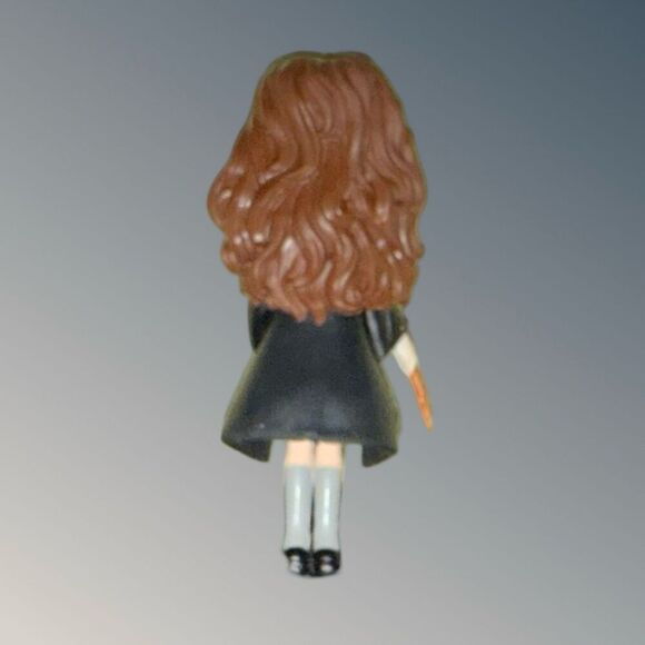 Spin Masters Wizarding World Magical Minis Hermione Granger Figure W/Wand 3” B14 - Picture 5 of 8